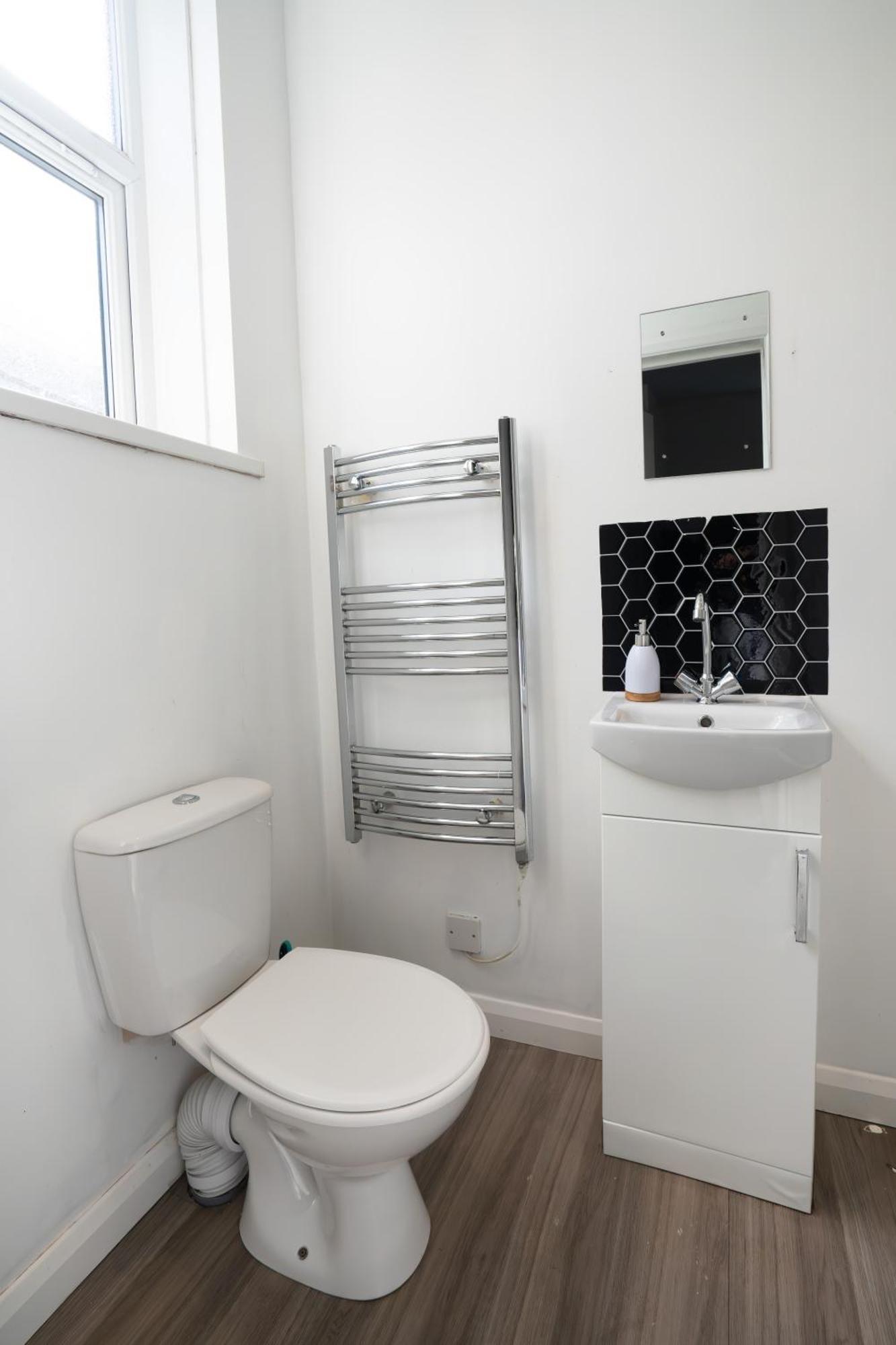 Cosy Fully Equipped 4, Close To Apartment