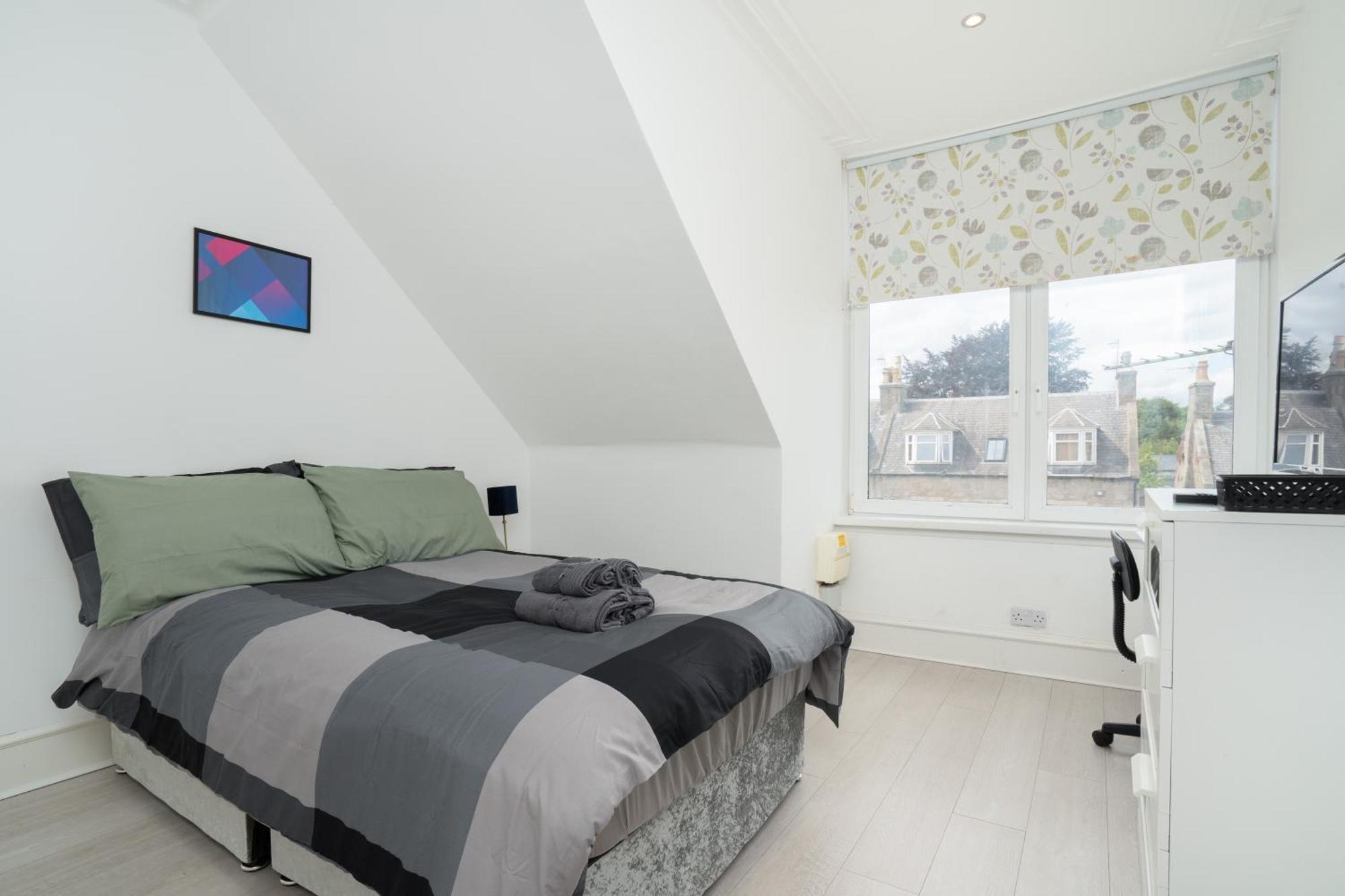 Cosy Fully Equipped 6, Close To Apartment *