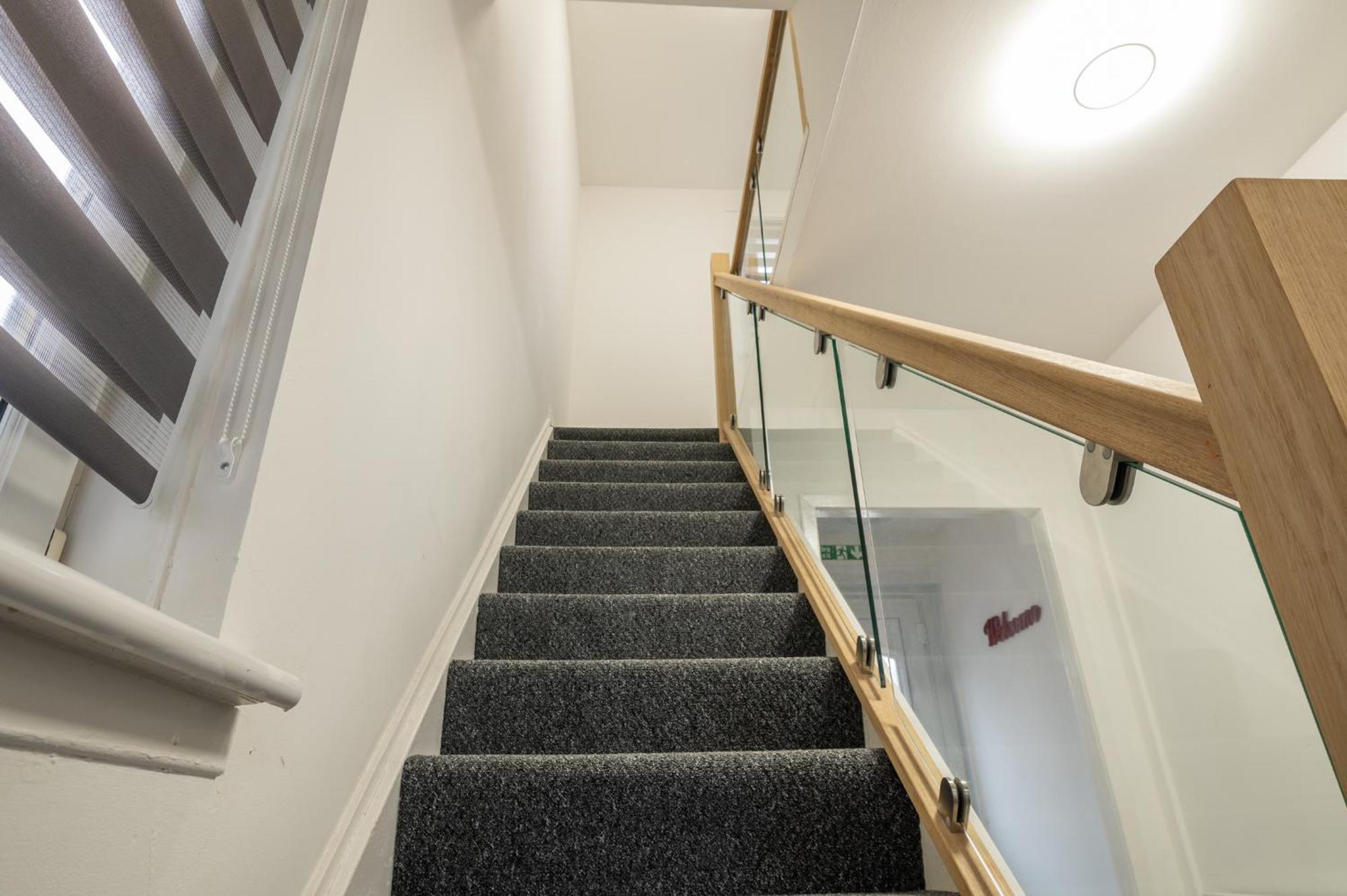 An Elegant 3 Bedroom House * Aberdeen