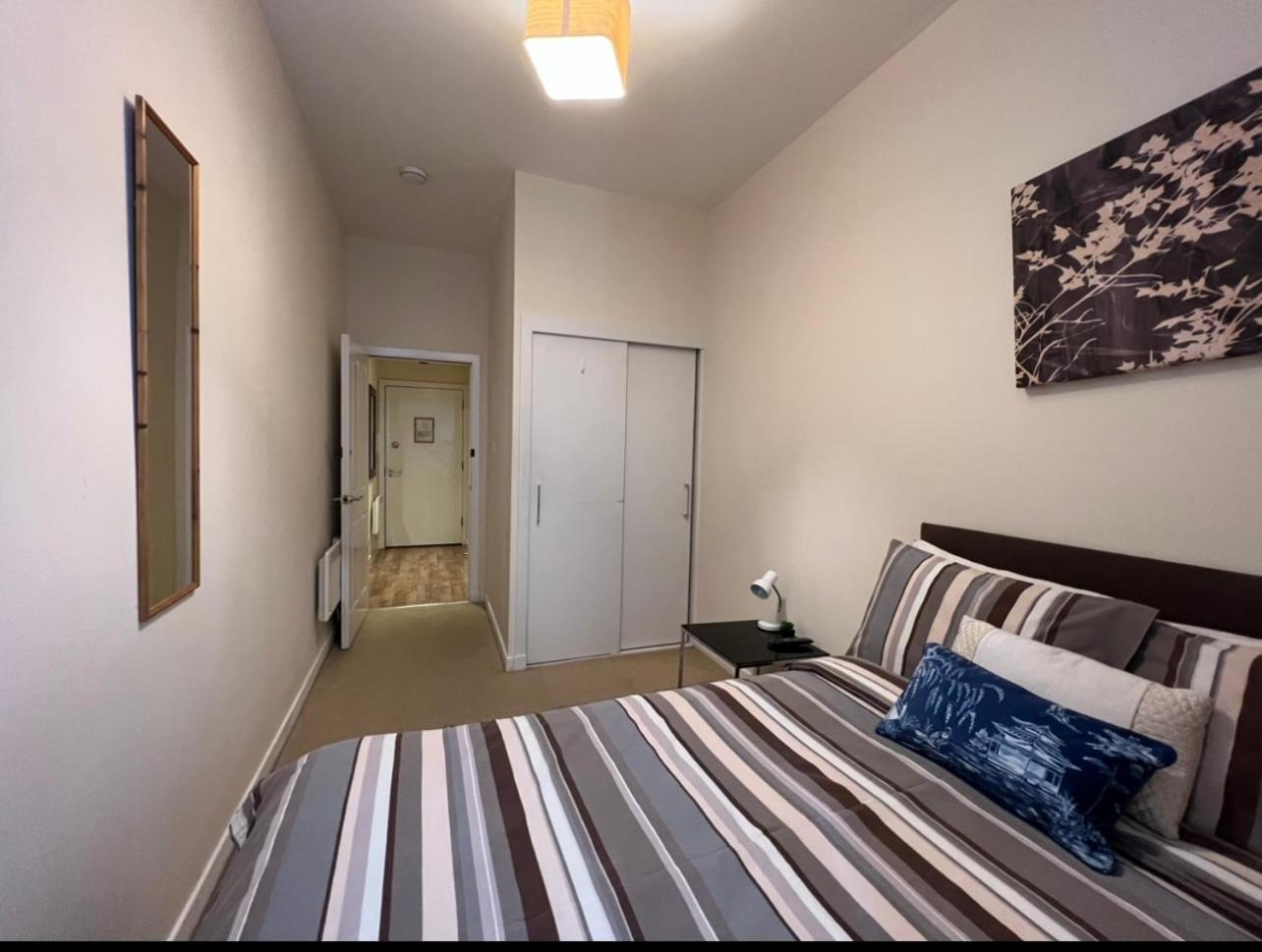 Charming 2-bedrooms Centre Apartment-no Party Apartment Aberdeen