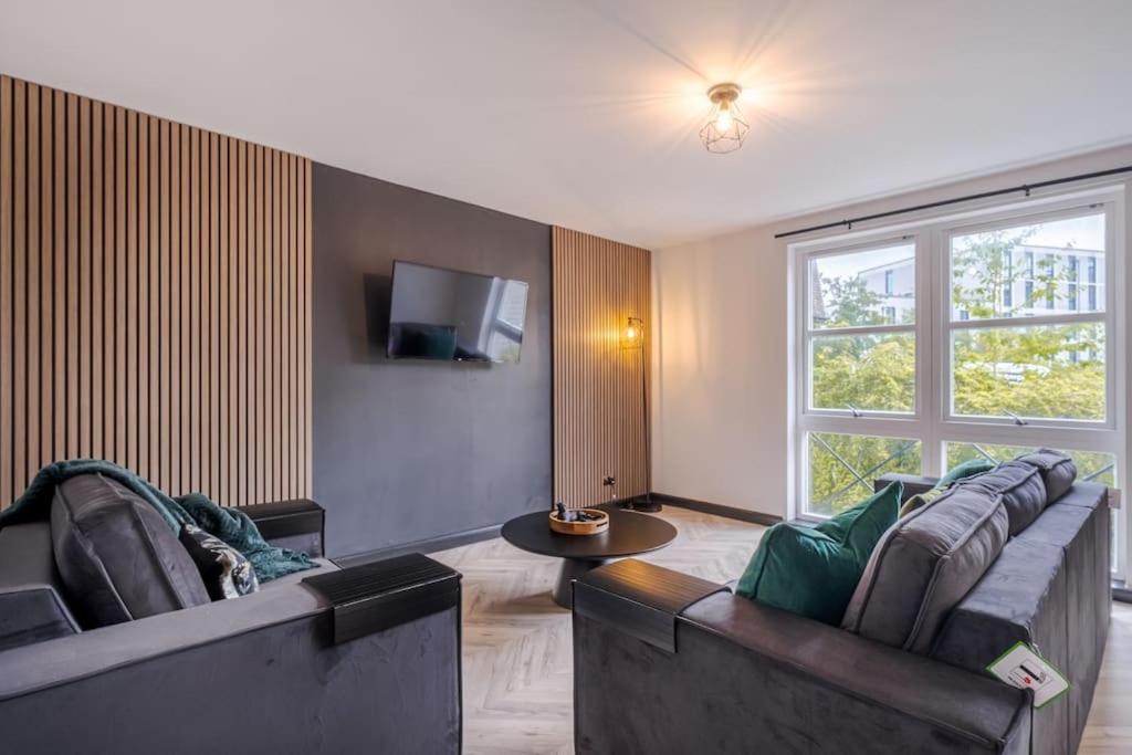 Apartment Centre With Private Parking Aberdeen