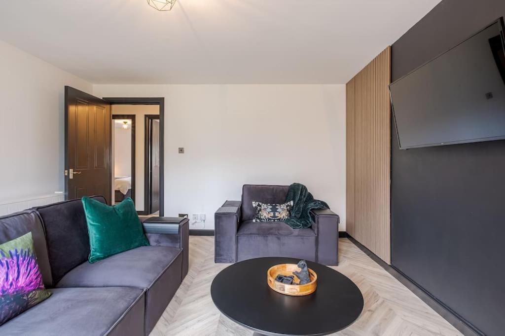 Centre With Private Parking Apartment Aberdeen