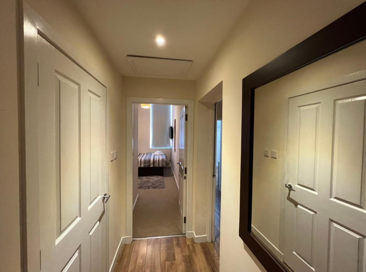 Lovely Twin 2-flats In Aberdeen-no Party * Aberdeen