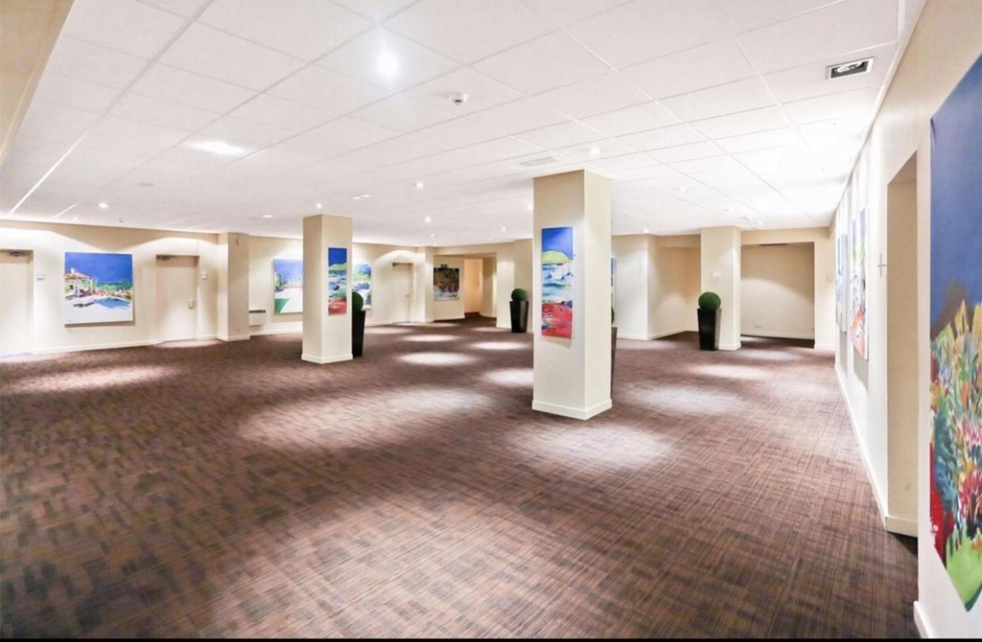 Lovely Twin 2-flats In Aberdeen-no Party Apartment