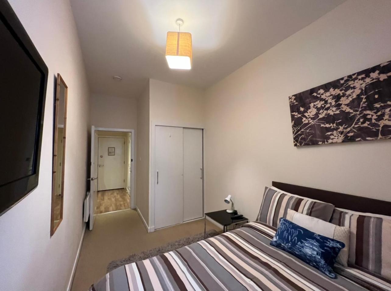 Lovely Twin 2-flats In Aberdeen-no Party Apartment Aberdeen