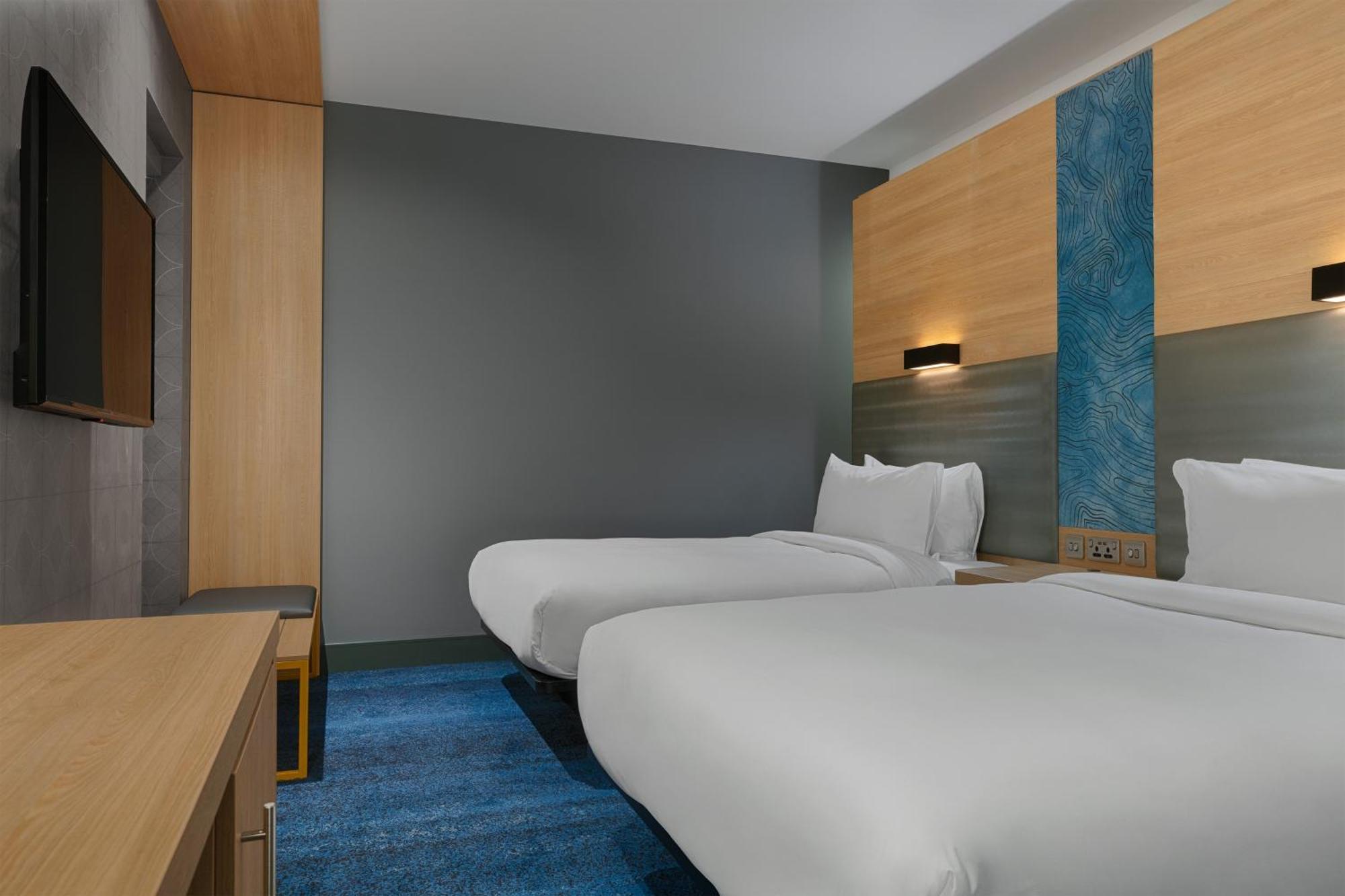 Aloft Teca 3*