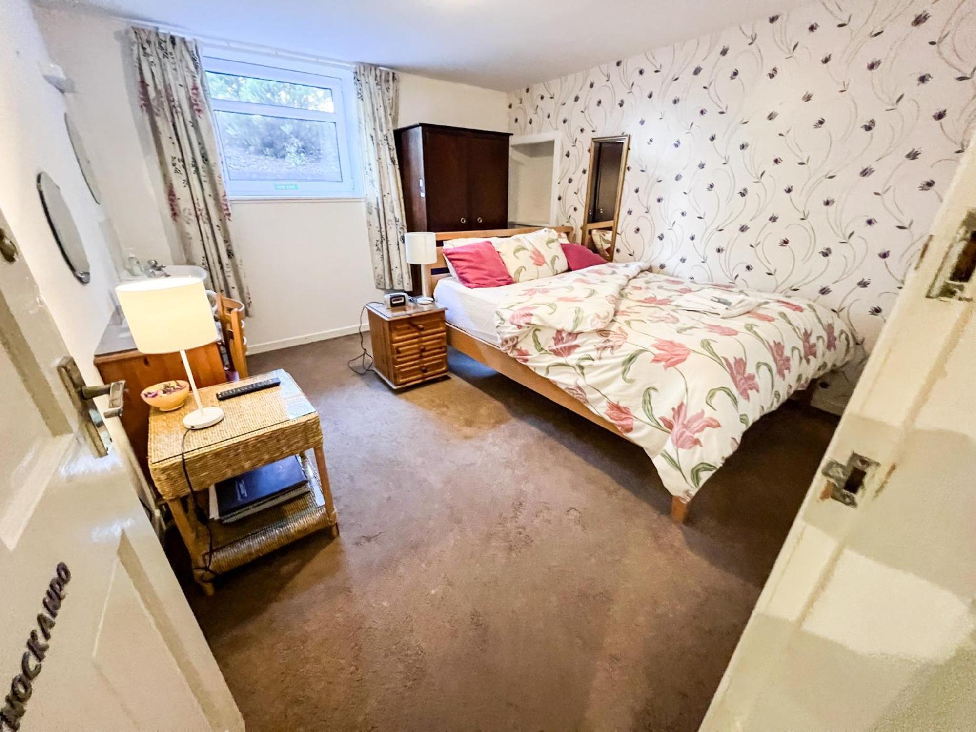 Hallmark Bed & Breakfast *