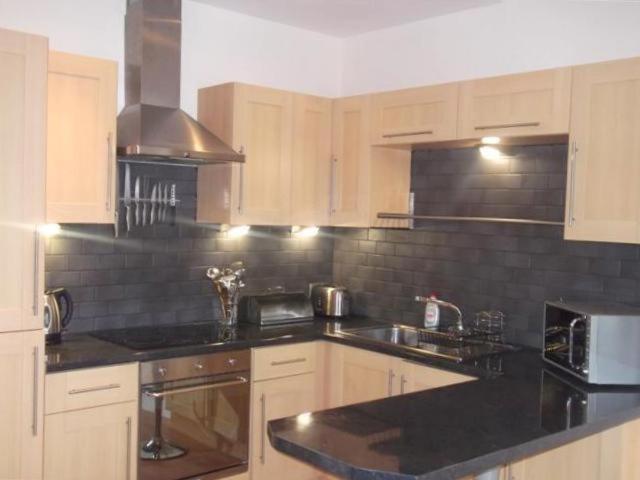Wallfield Simple And Descent Apartment Aberdeen