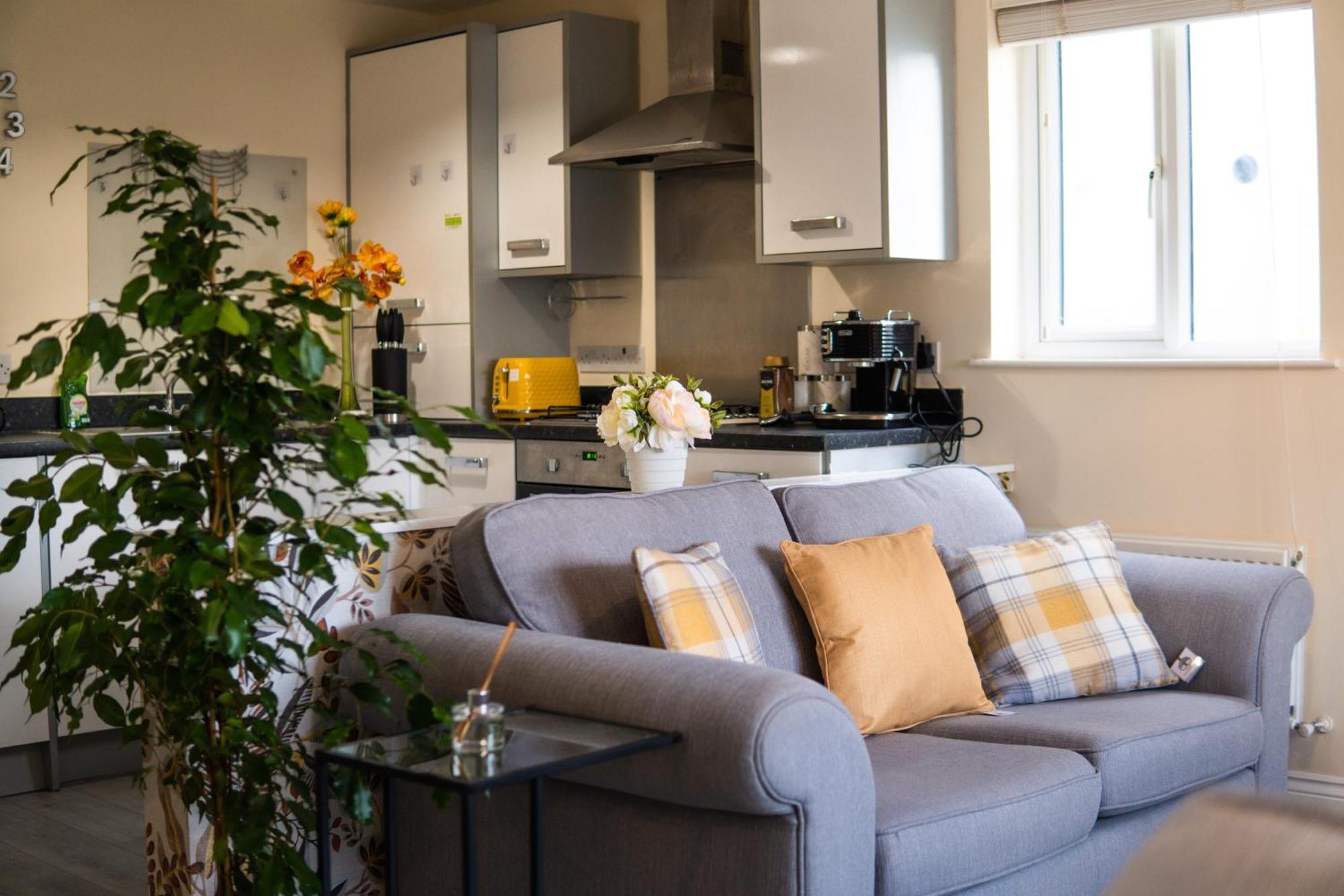 Cozy 2 Bedroom House Next To Nature Reserve,ab22, Wifi, Free Parking, Netflix, Pet - Friendly * Aberdeen