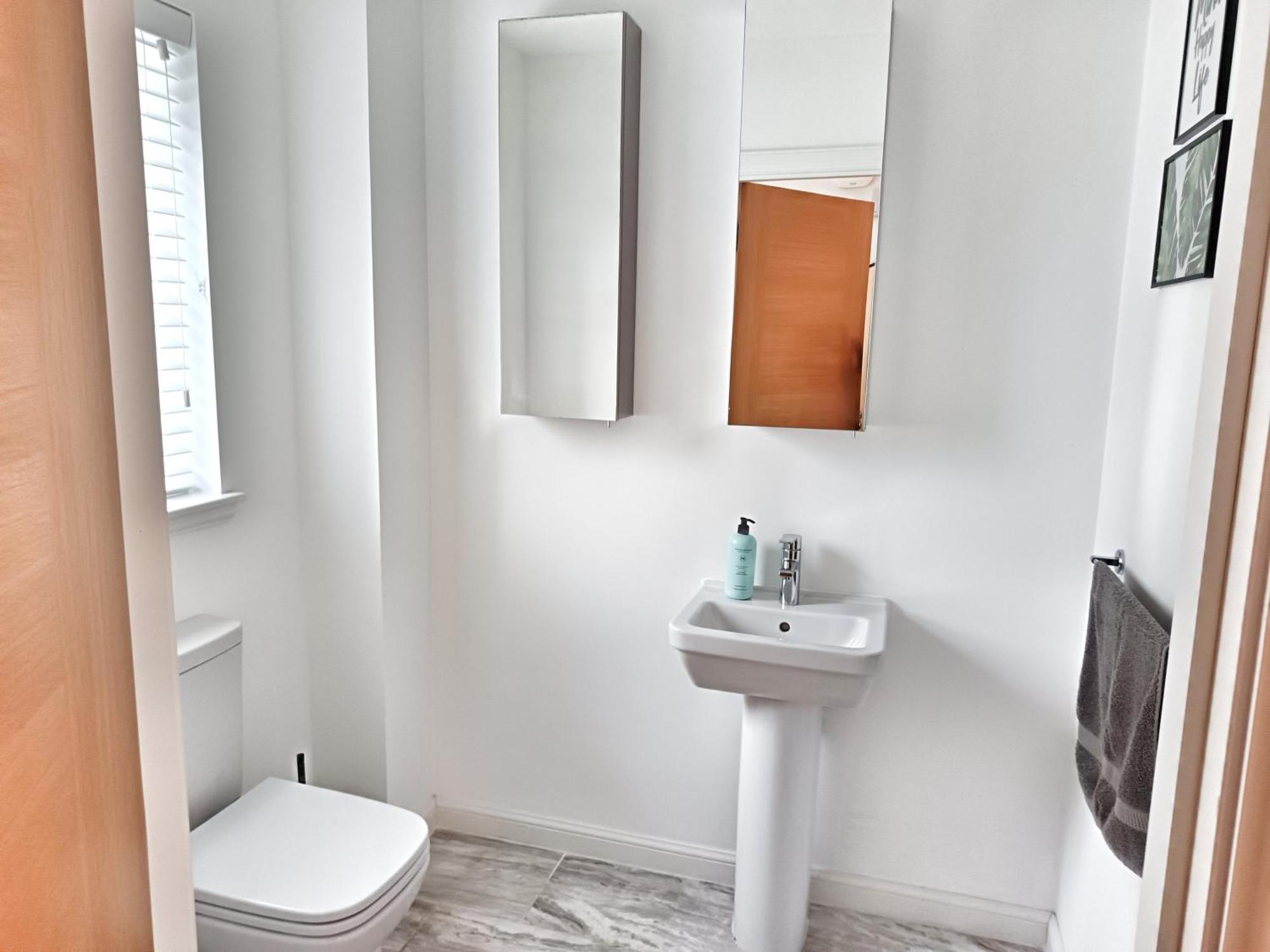 Apartment Lains Lettings - Woodend, Lang Stracht Aberdeen