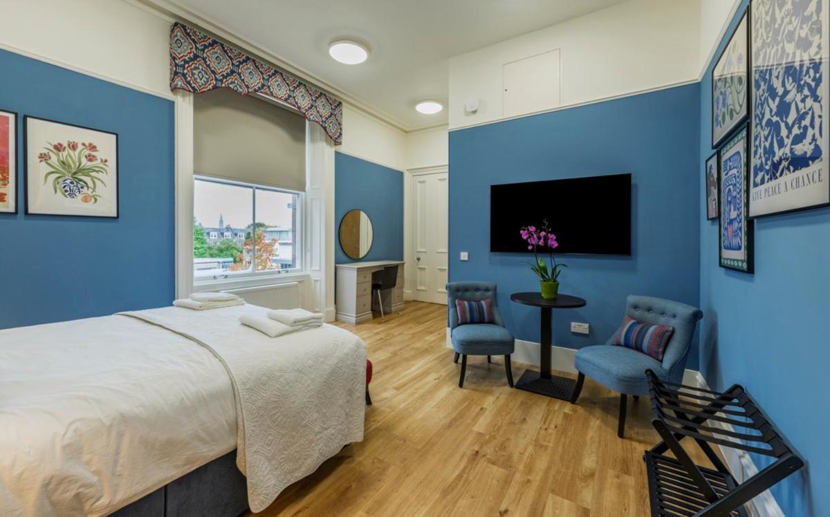 Hotel 8qr