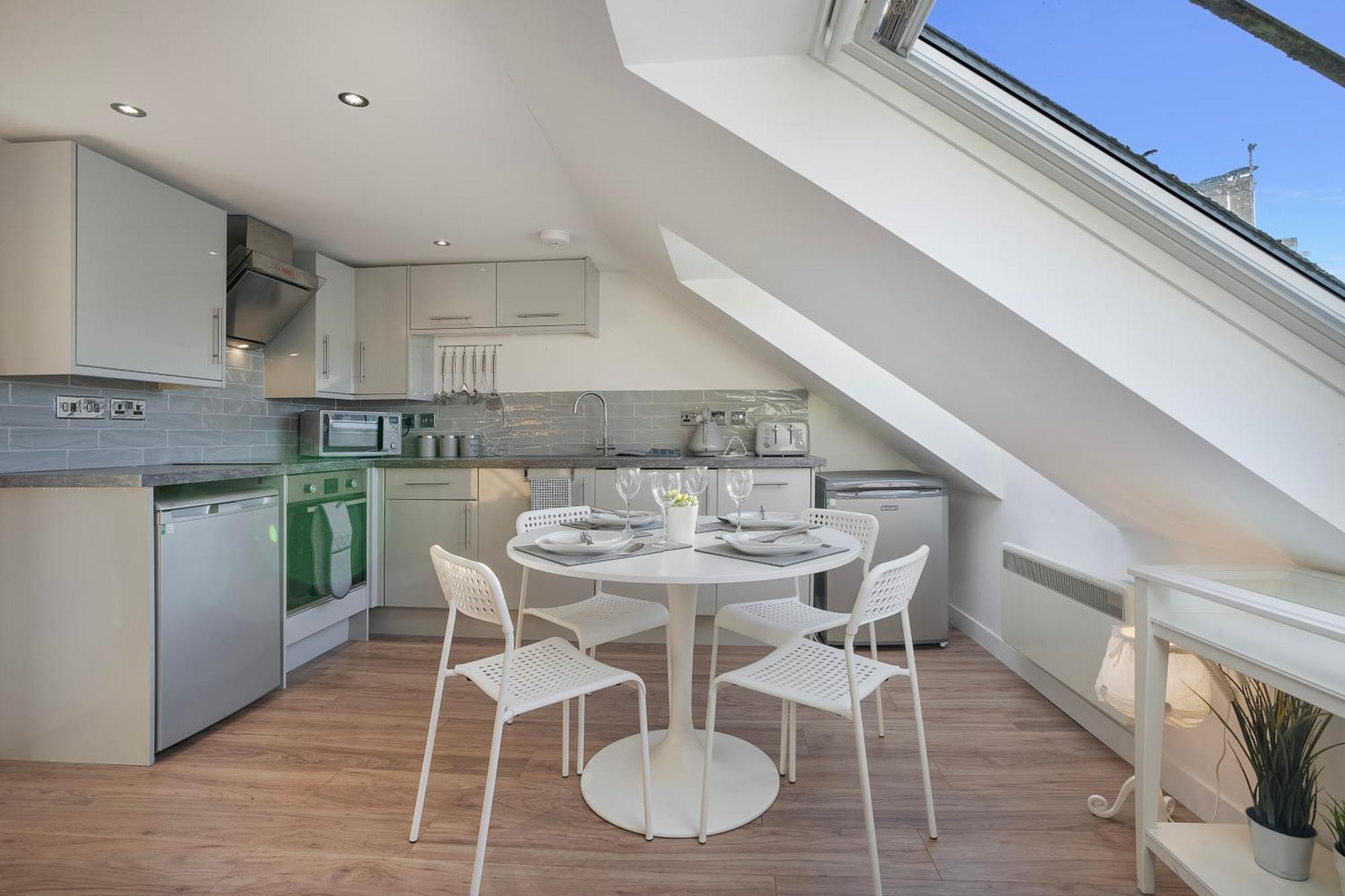 Trinity House - Grampian Lettings * Aberdeen