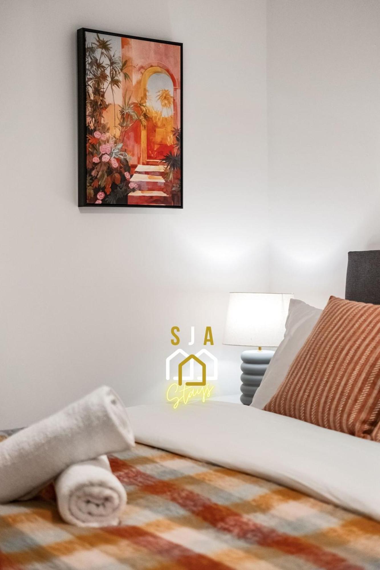 Lochy - Sja - Modern 2 Bed Apartment Aberdeen