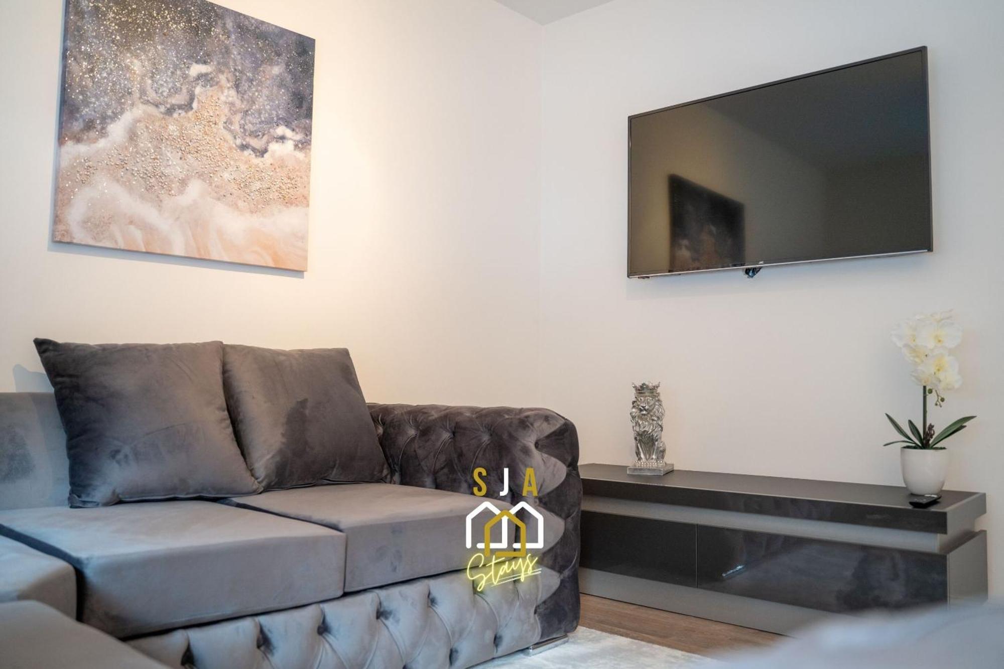 Pavlova House - Sja - Modern 2 Bed * Aberdeen