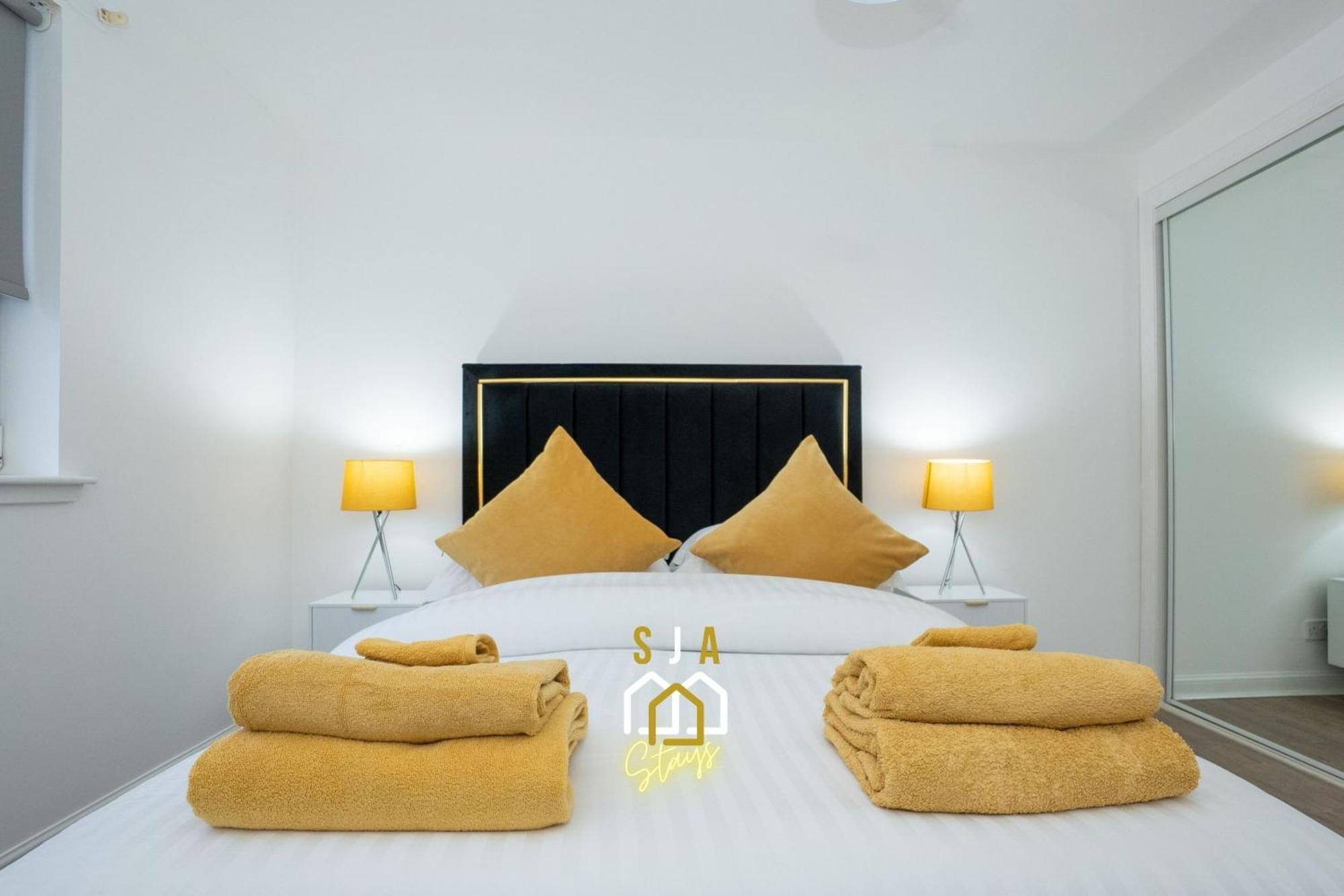 Apartment Pavlova House - Sja - Modern 2 Bed *