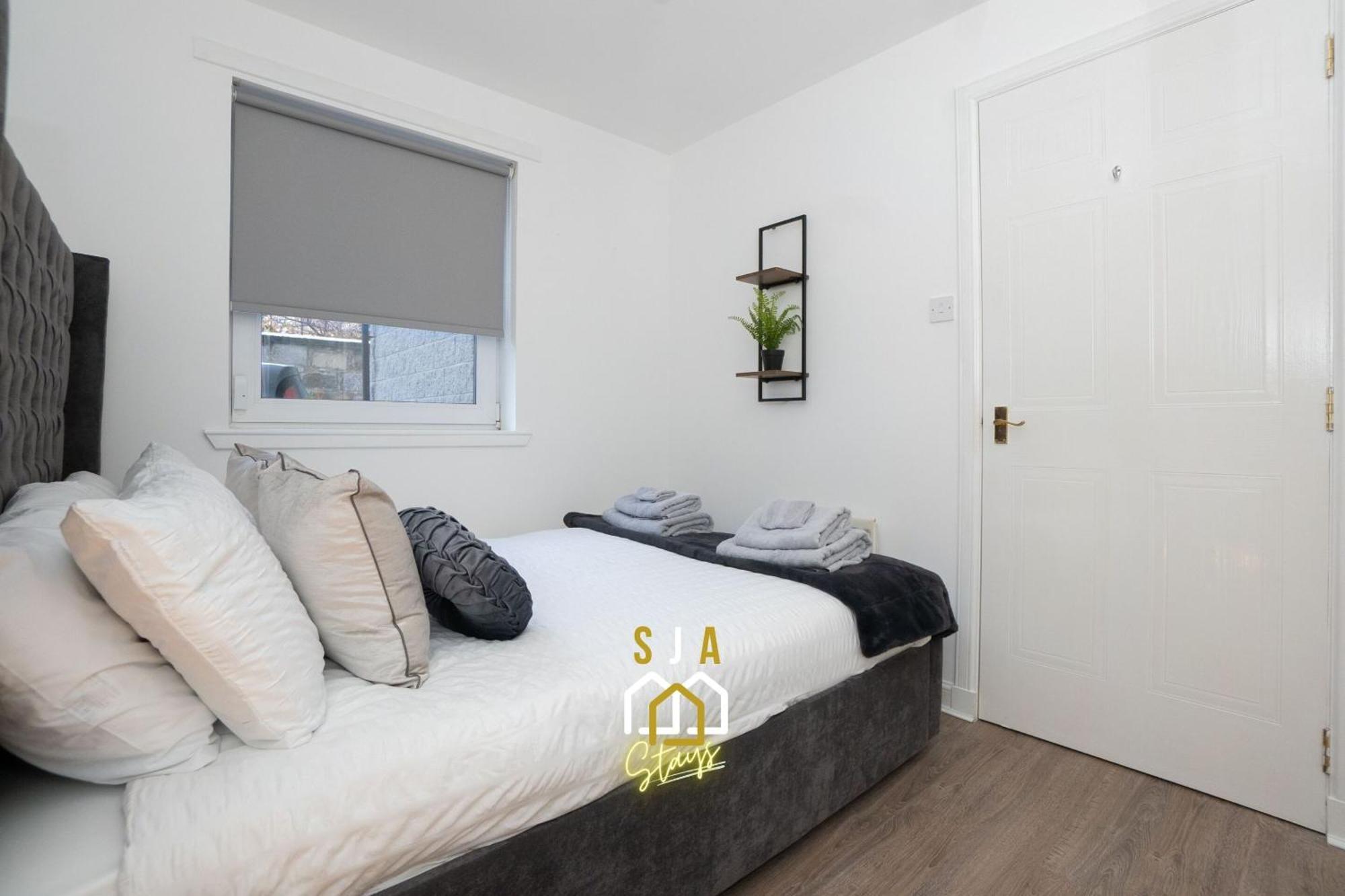 Pavlova House - Sja - Modern 2 Bed Apartment Aberdeen