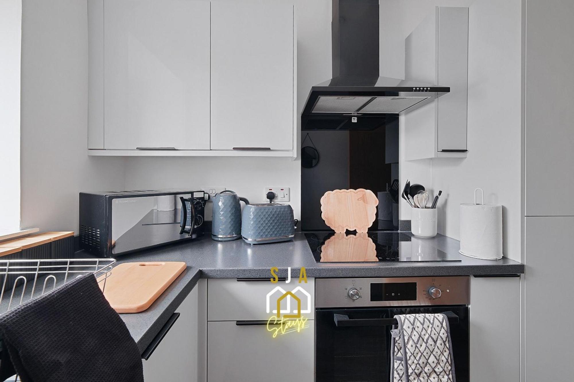 Dee Street - Sja - Modern 2 Bed Apartment *