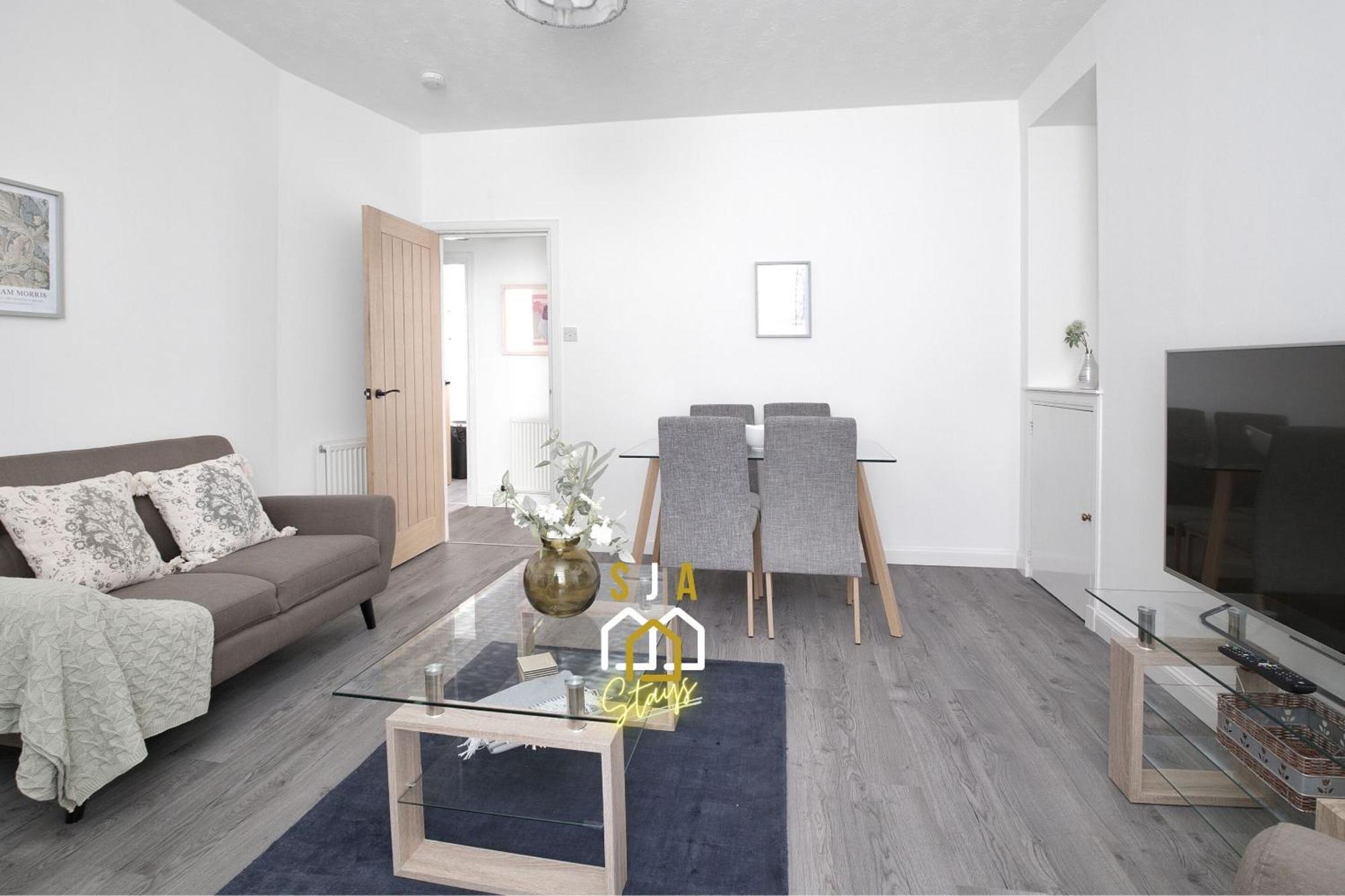 Apartment Dee Street - Sja - Modern 2 Bed *