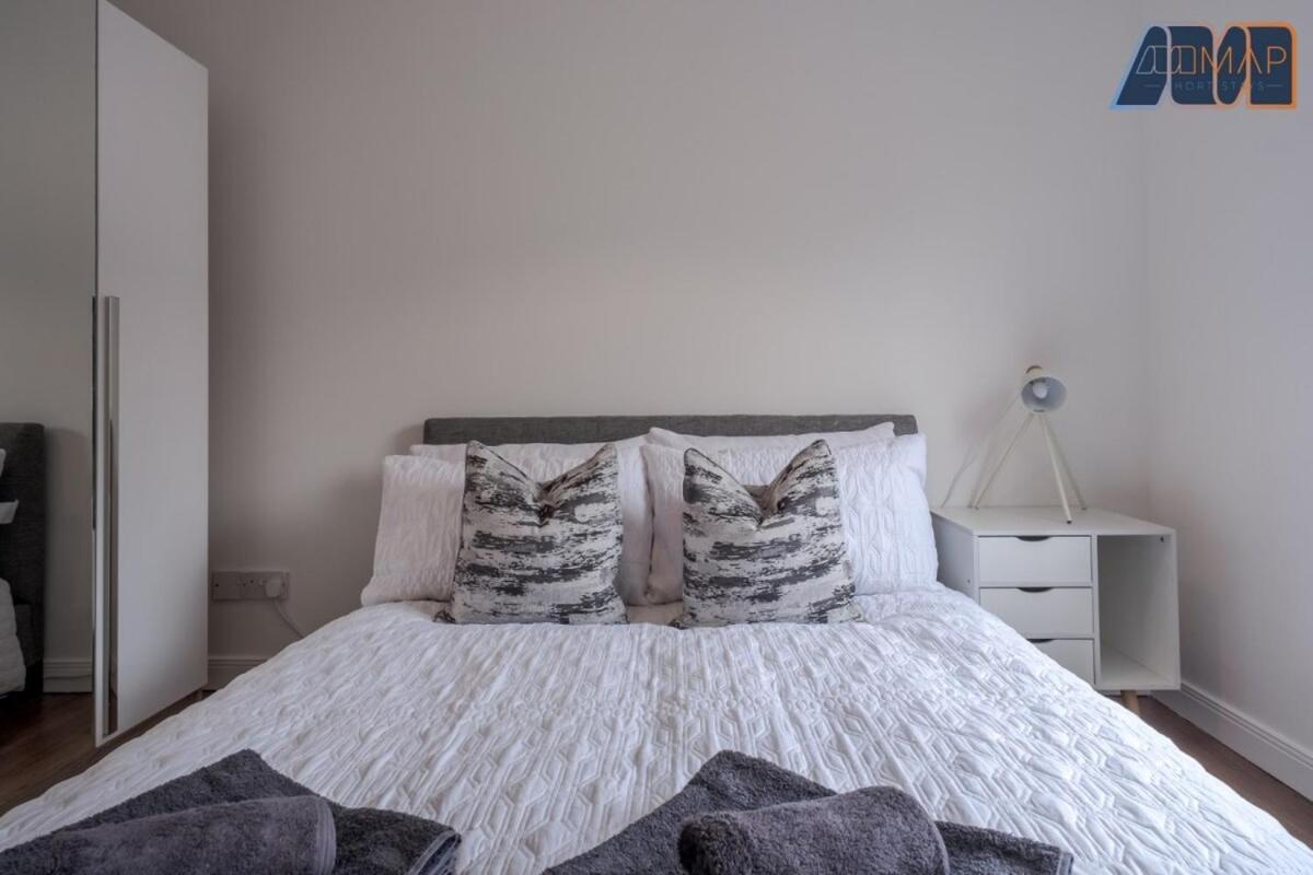 Apartment Centre With Parking Aberdeen