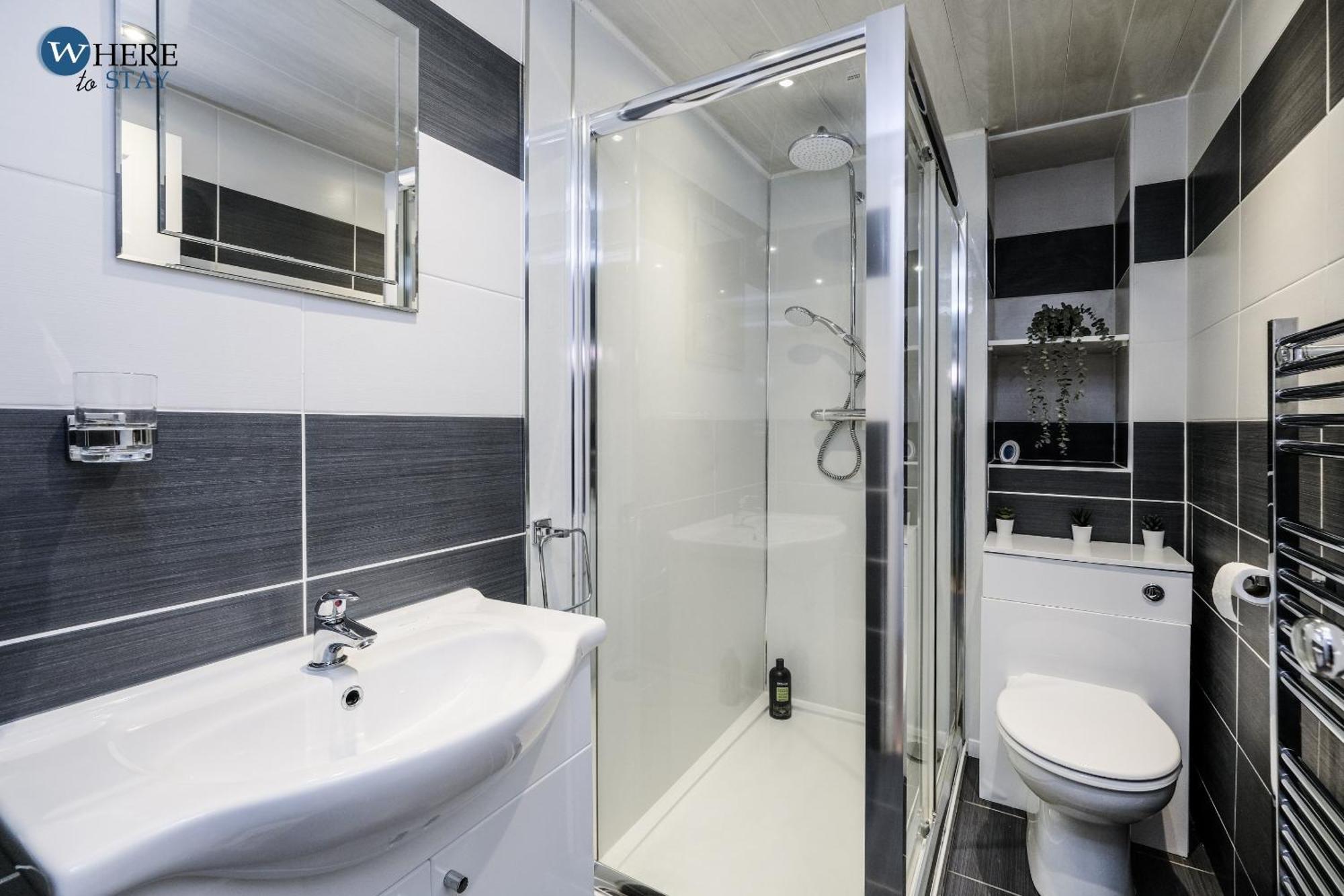 Stunning 1 Bed *