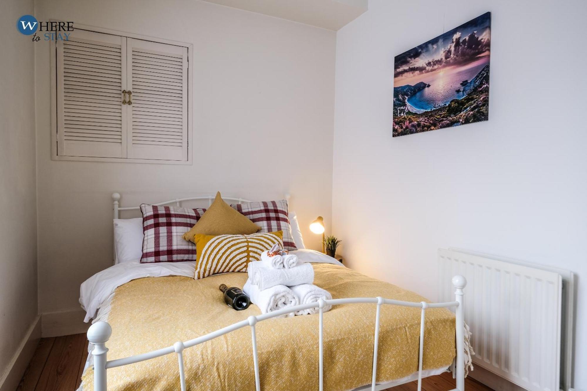 Apartment Stunning 1 Bed *