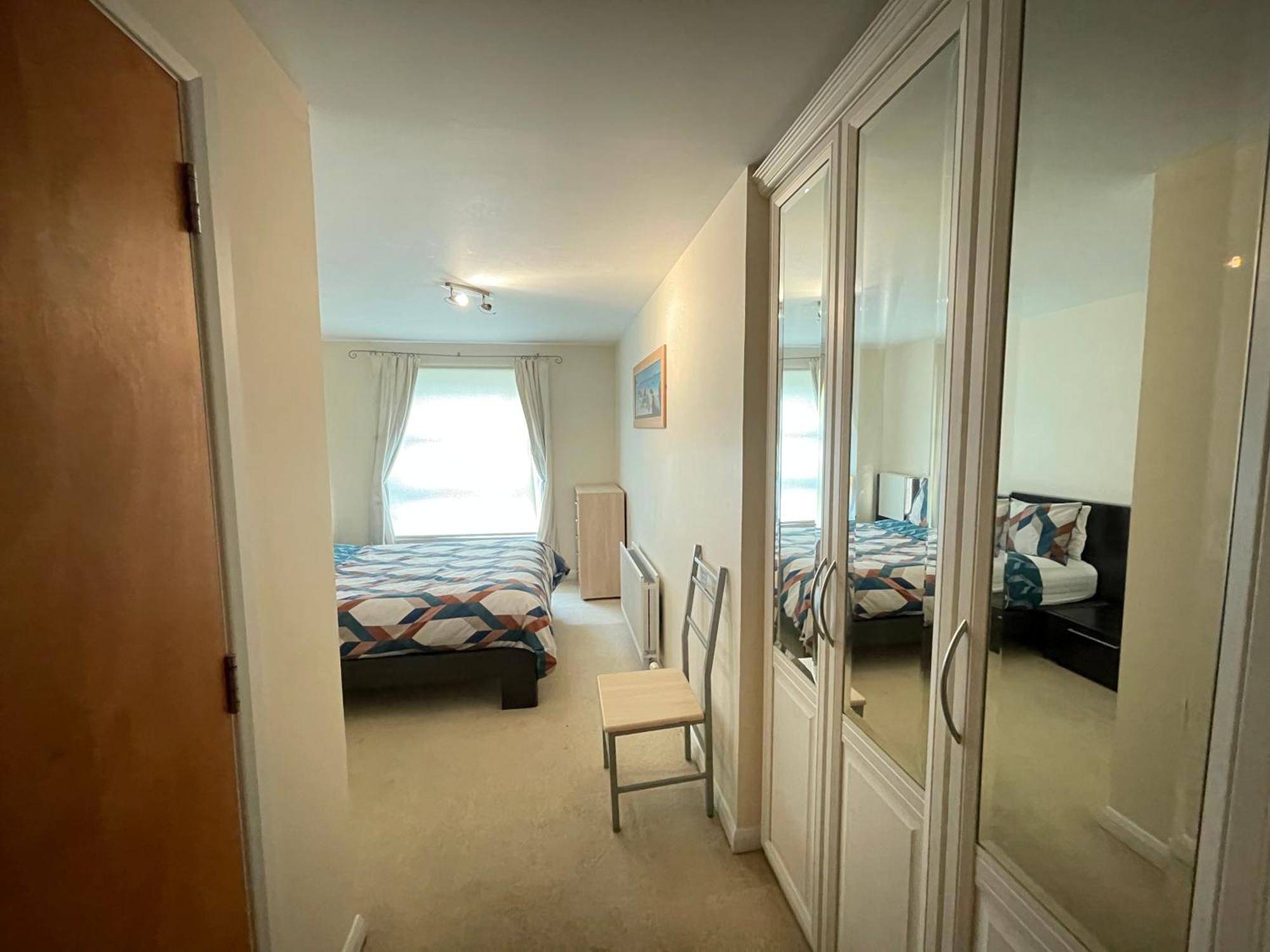 Workers 3 Bedroom Boulevard Apartment Aberdeen