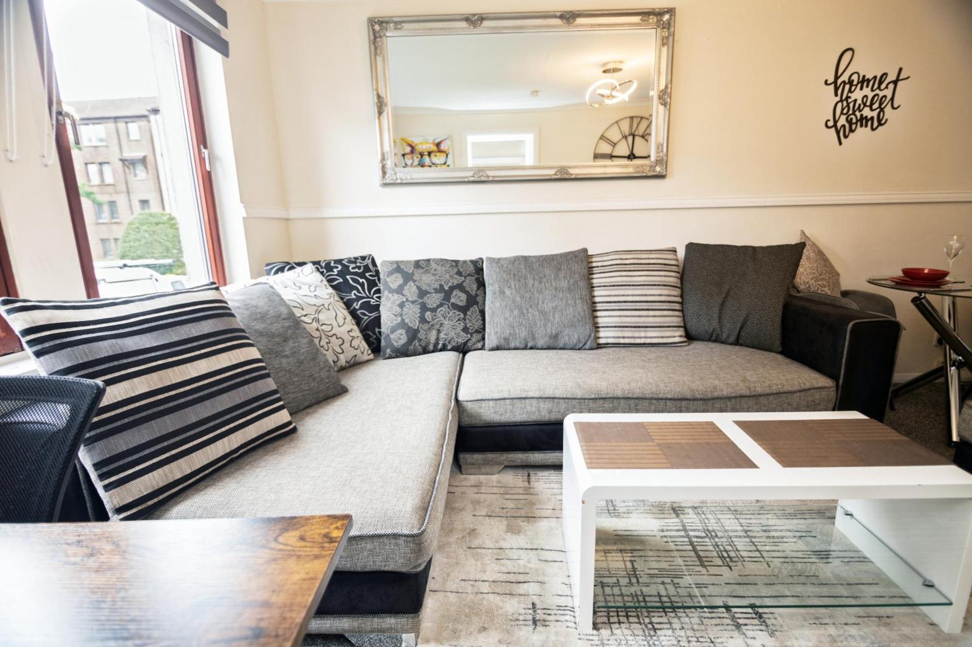 The Summit - Perfect Short Or Long Apartment *