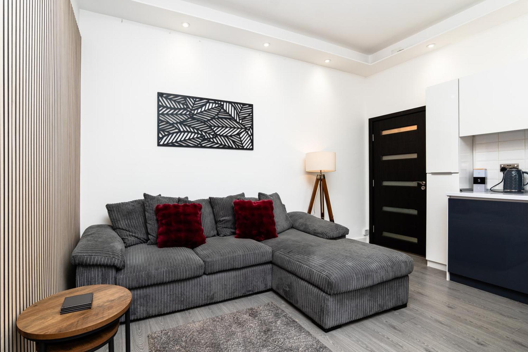 Luxury-1bed-apartment * Aberdeen