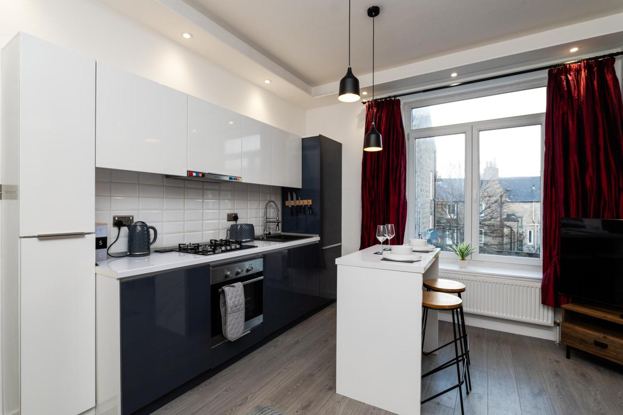 Luxury-1bed-apartment * Aberdeen