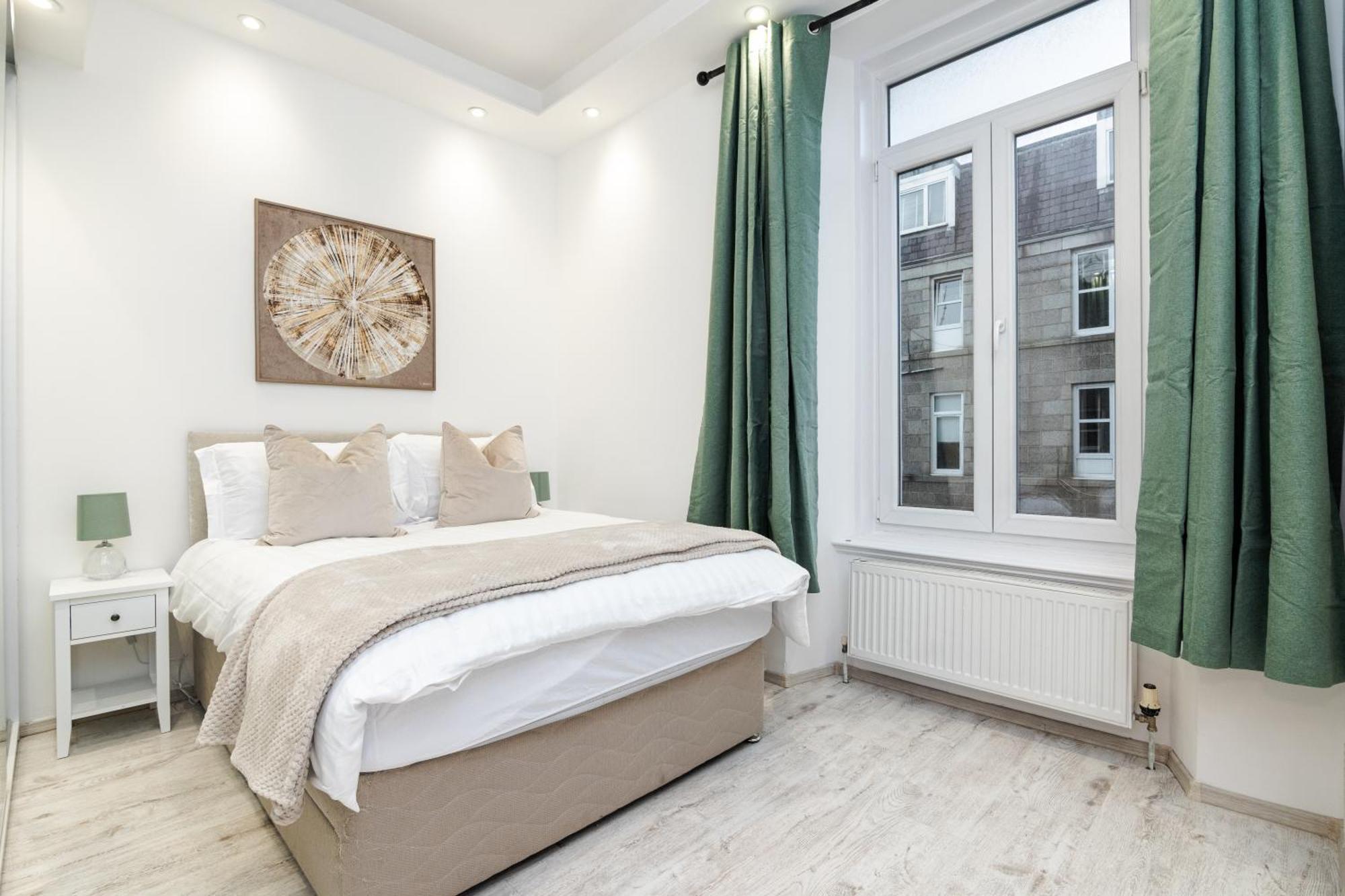 Luxury-1bed-apartment * Aberdeen