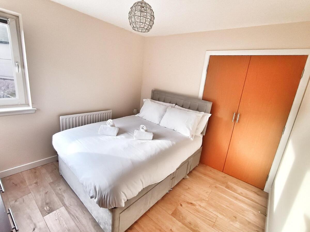 King Street, Free Parking, 2 Bed *