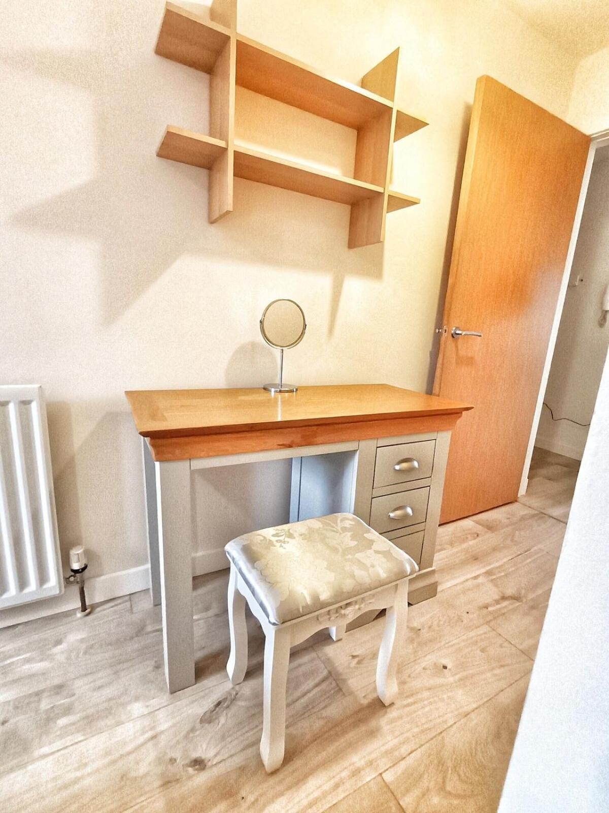 King Street, Free Parking, 2 Bed * Aberdeen
