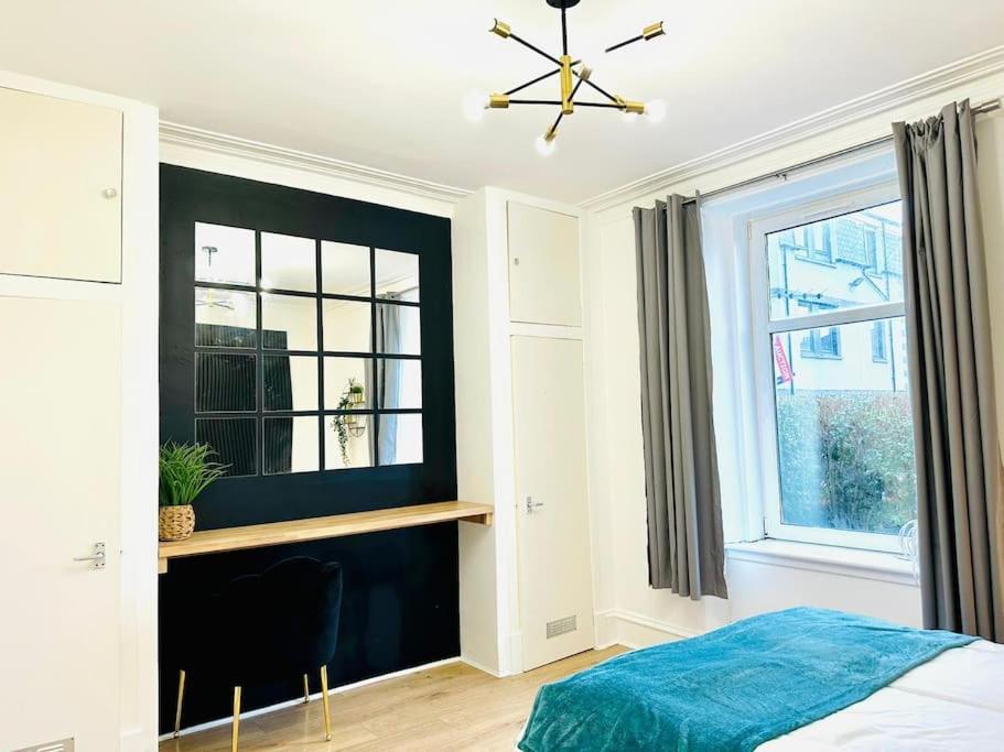 Gf Flat In Centre *