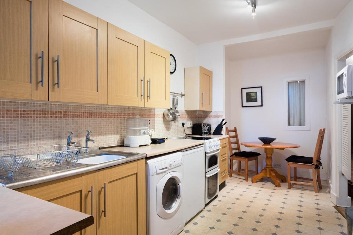 Flat, Close To Centre * Aberdeen