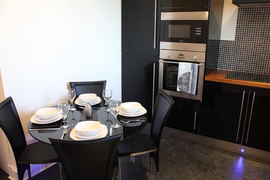 Prime 2 Bedroom Centre Apartment