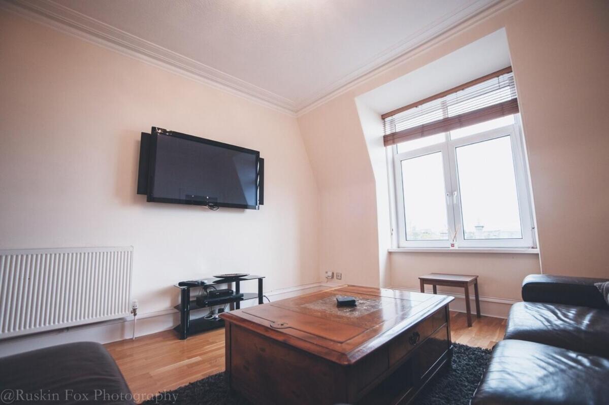 Prime 2 Bedroom Centre Apartment Aberdeen