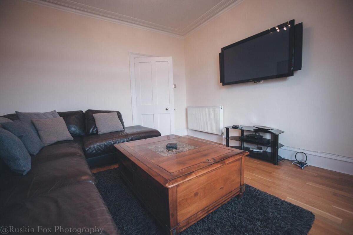 Prime 2 Bedroom Centre Apartment