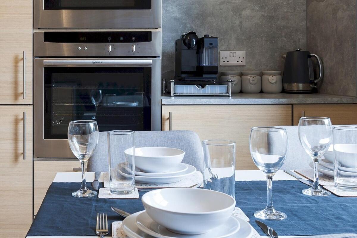 Esslemont Pad * Aberdeen