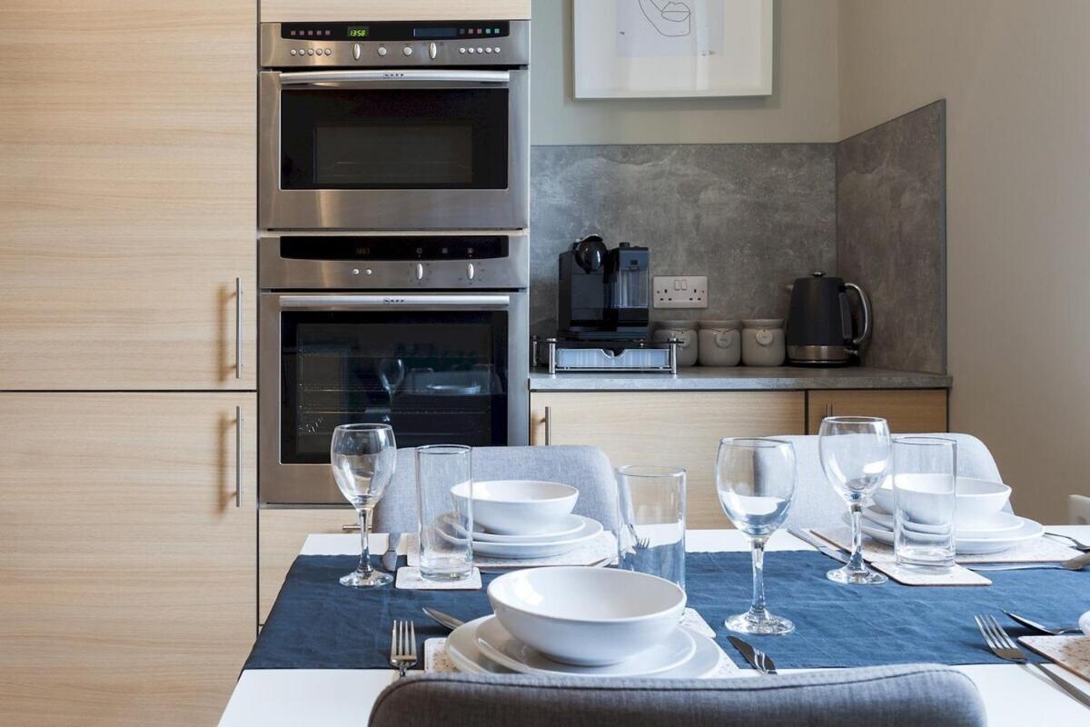 Esslemont Pad