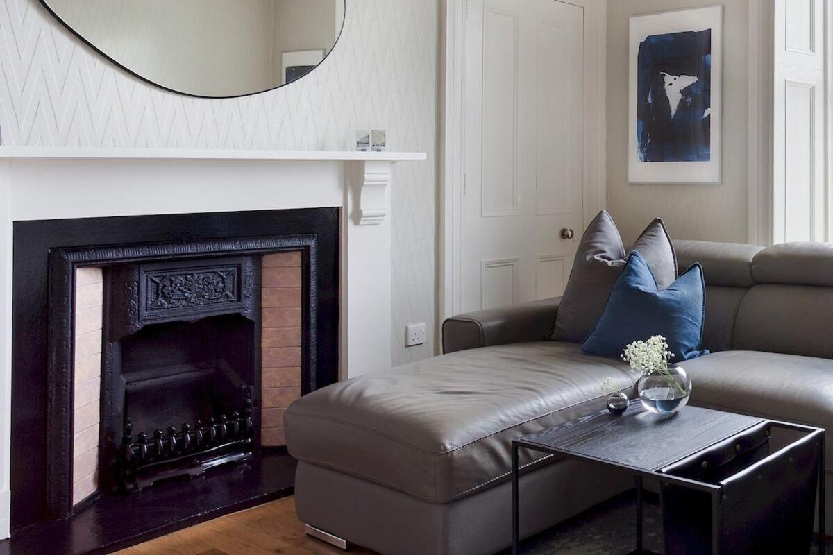 Esslemont Pad Apartment *