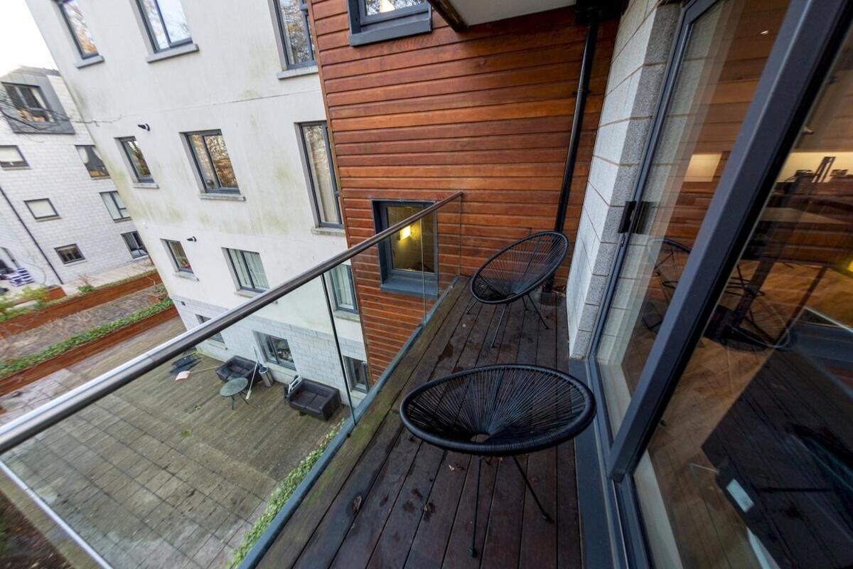 Oakhill Apartment *