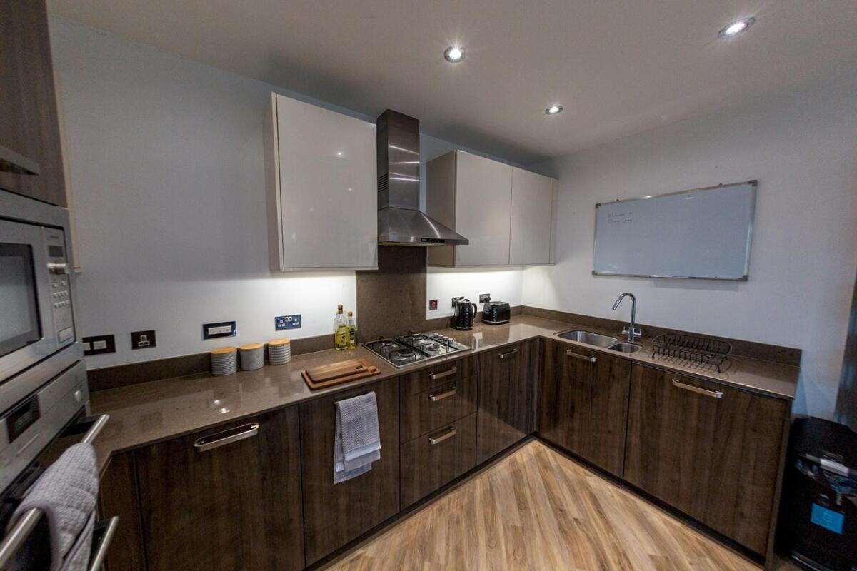 Oakhill * Aberdeen