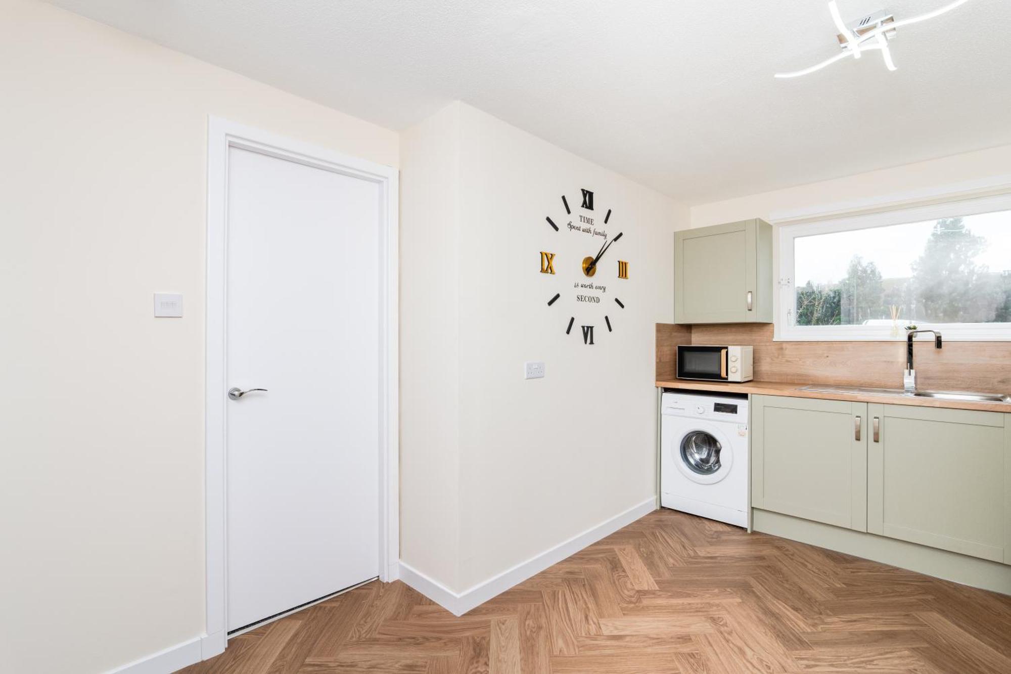 1 Bed-ground Floor-free Parking * Aberdeen