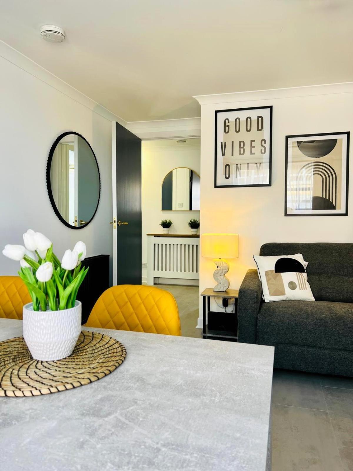 Apartment Riverside - Free Parking *