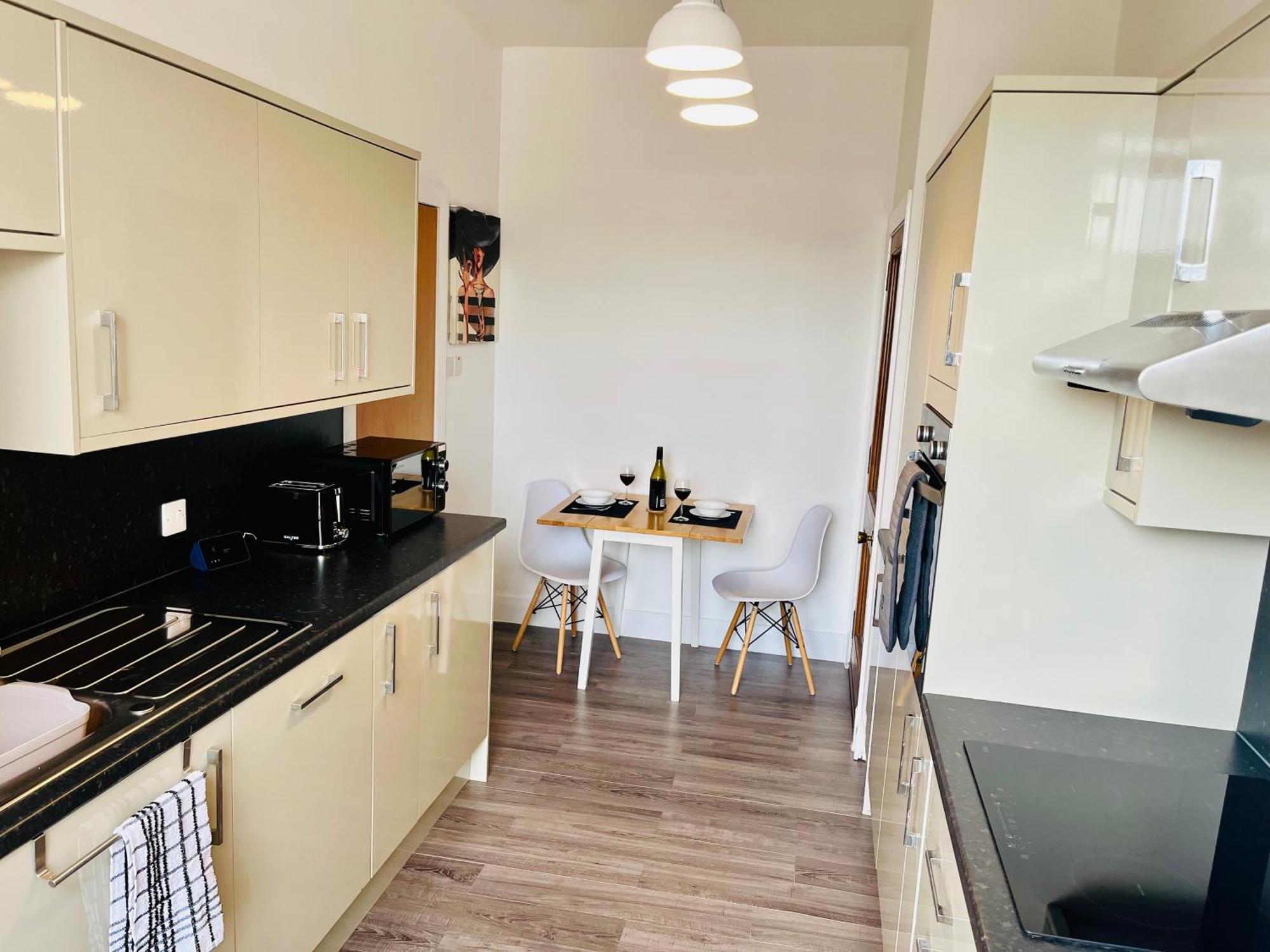Central, Dog Friendly Apartment