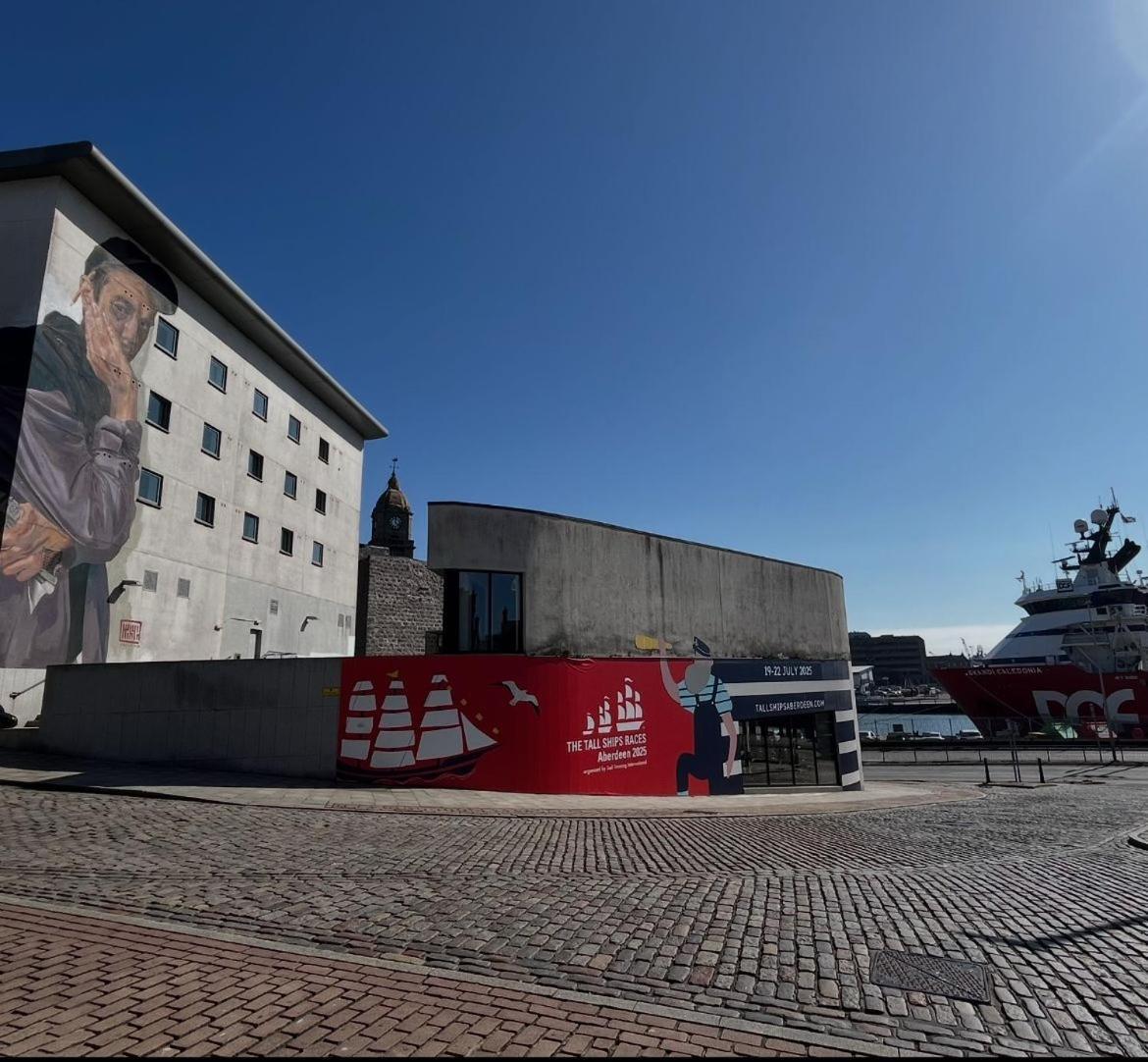 Ibis Centre - Quayside 3*