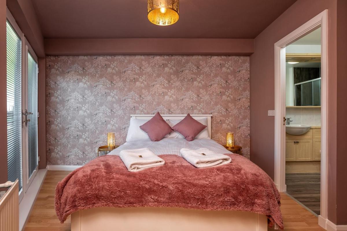 Queens Crescent - Stylish Retreat And Tranquil Apartment Aberdeen