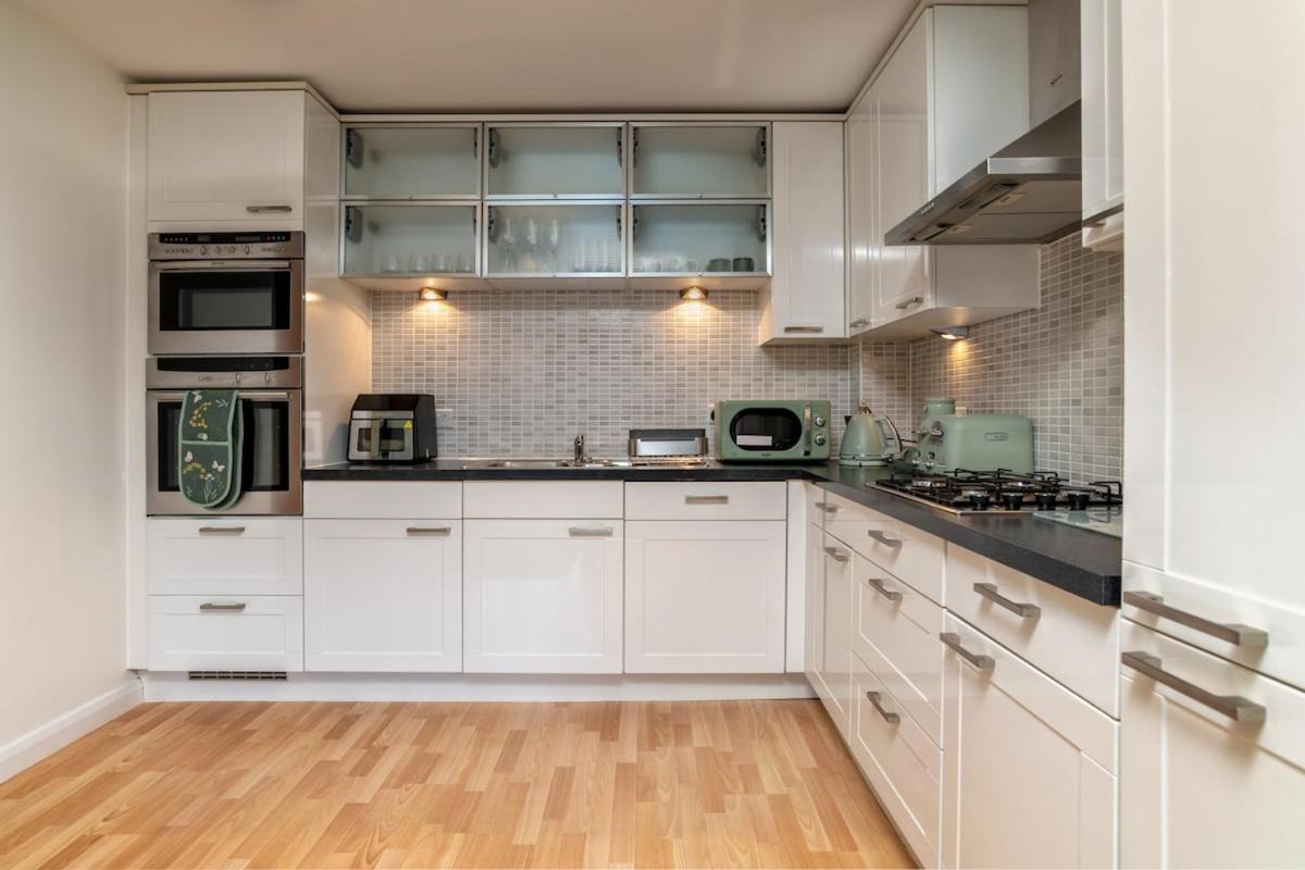 Apartment Queens Crescent - Stylish Retreat And Tranquil