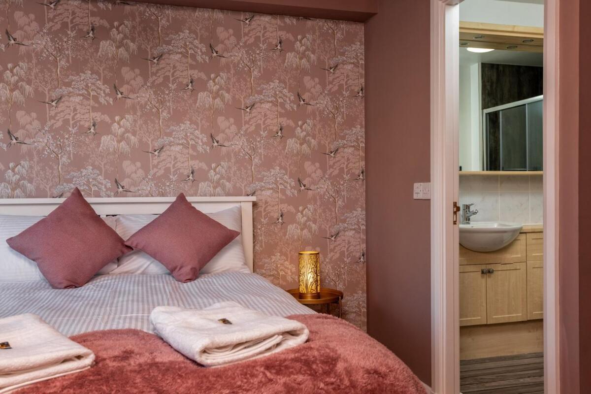 Apartment Queens Crescent - Stylish Retreat And Tranquil *