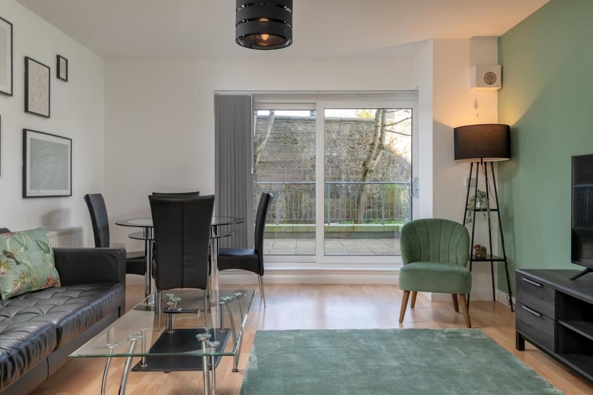 Queens Crescent - Stylish Retreat And Tranquil Apartment Aberdeen